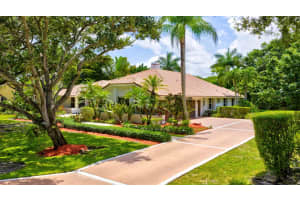 8111 Blue Ridge Ln, Parkland, FL 33067 - MLS#F10514863