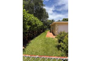 2547 THOMAS ST, Hollywood, FL 33020 Sold 08/29/25
