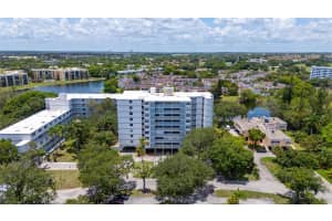 3301 Spanish Moss Ter 705, Lauderhill, FL 33319 - MLS#F10514875