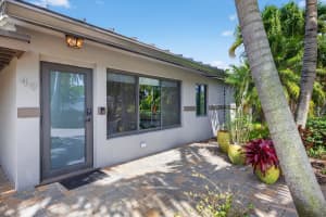 49 NE 26th Ct, Wilton Manors, FL 33334 Sold 10/03/25