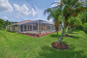 6482 NW Regal Cir, Port Saint Lucie, FL 34983 - MLS#F10514939