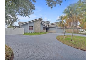 11340 SW 1st St, Coral Springs, FL 33071 Sold 09/03/25