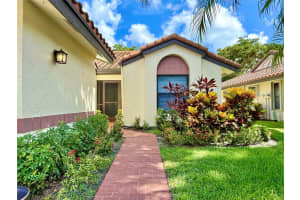 5908 Sunswept Ln B, Boynton Beach, FL 33437 - MLS#F10514966