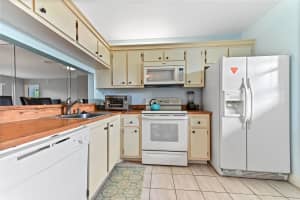 7118 Golf Colony Ct 103, Lake Worth, FL 33467 - MLS#F10514990