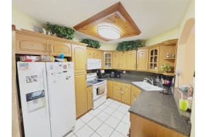 6780 2nd Court, Hialeah, FL 33012 - MLS#F10515007