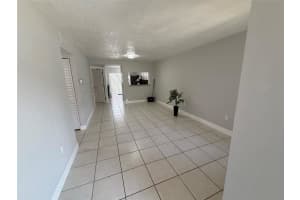7015 NW 173rd Dr 205, Hialeah, FL 33015 - MLS#F10515019