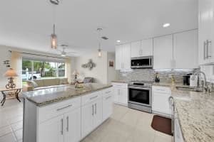 232 SW 13th St, Pompano Beach, FL 33060 Sold 10/21/25