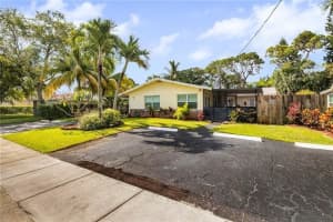 872 NE 36th St A, Oakland Park, FL 33334 - MLS#F10515056