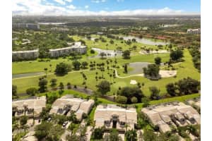 676 Palm Aire Drive, Pompano Beach, FL 33069 - MLS#F10515060