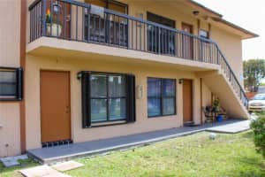 6705 W 26th Dr, Hialeah