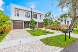 811 SW 10th Terrace, Fort Lauderdale, FL 33315 - MLS#F10515090