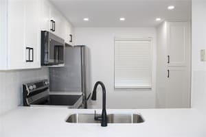 10501 W Broward Blvd 403, Plantation, FL 33324 Sold 11/21/25