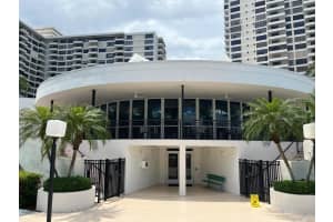 2500 Parkview Drive, Hallandale Beach, FL 33009 - MLS#F10515126