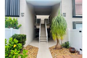 3216 S Lakeview Cir 5-202, Fort Pierce, FL 34949 - MLS#F10515143