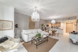 1000 Brickell Plz 4214, Miami, FL 33131 - MLS#F10515152