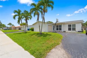 3820 NW 113th Ter, Sunrise, FL 33323 - MLS#F10515154