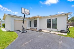 3820 NW 113th Ter, Sunrise, FL 33323 - MLS#F10515154