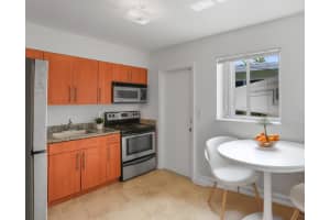 932 Moffett St 5, Hallandale Beach, FL 33009 - MLS#F10515184