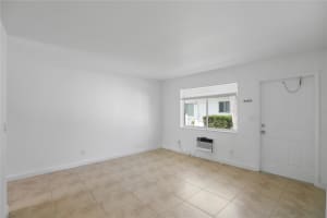 932 Moffett St 5, Hallandale Beach, FL 33009 - MLS#F10515184