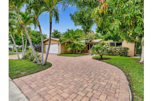 905 SE 13th Ct, Deerfield Beach, FL 33441 - MLS#F10515189