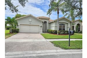 19130 Stonebrook St, Weston, FL 33332 - MLS#F10515218