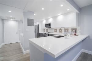 7 Royal Palm Way 304, Boca Raton