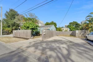 301 SW 9th, Fort Lauderdale, FL 33315 - MLS#F10515262