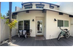 224 NE 16th Ter, Fort Lauderdale, FL 33301 - MLS#F10515268