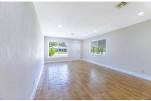 361 NE 43rd Ct, Oakland Park, FL 33334 Sold 09/05/25