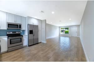 361 NE 43rd Ct, Oakland Park, FL 33334 Sold 09/05/25