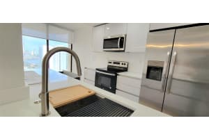 19355 Turnberry Way 23f, Miami