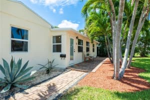 15 SE 13th Ave, Pompano Beach, FL 33060 - MLS#F10515315
