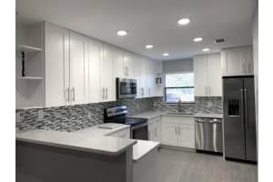 202 Shoreview Dr, Greenacres, FL 33463 Sold 09/22/25