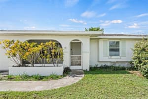 622 NW Billiar Ave, Port St Lucie, FL 34983 - MLS#F10515325