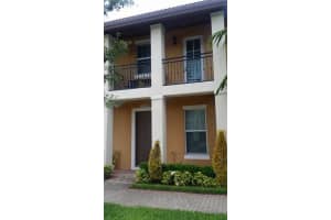 1528 Sw 147th Ave 1527, Pembroke Pines