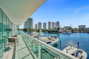 400 Sunny Isles Blvd, Sunny Isles Beach, FL 33160 - MLS#F10515338