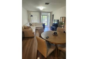 207 Lake Pointe Dr 202, Oakland Park, FL 33309 - MLS#F10515377