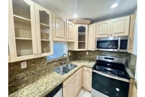 5881 NW 16th Pl 227, Sunrise, FL 33313 - MLS#F10515387