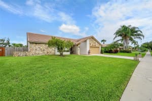 1291 NW 99th Avenue, Plantation, FL 33322 - MLS#F10515425