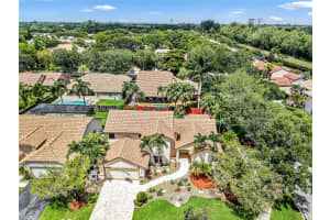 1881 NW 106th Ter, Plantation, FL 33322 Sold 08/25/25