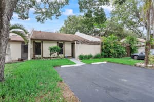 1651 Nw 98th Way 1651, Pembroke Pines