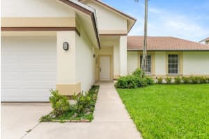 9888 Cross Pine Ct, Lake Worth, FL 33467 Sold 08/15/25