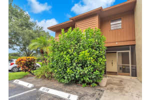 6198 Laurel Ln B, Tamarac, FL 33319 Sold 09/25/25