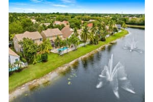 301 Cameron Dr, Weston, FL 33326 Sold 09/22/25