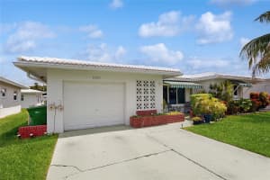 8201 NW 59th Ct, Tamarac, FL 33321 - MLS#F10515567