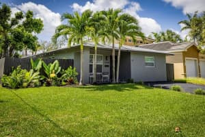 1498 Ne 38th, Oakland Park