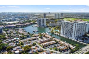 419 Leslie Dr 419, Hallandale Beach, FL 33009 - MLS#F10515625