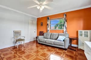 2240 Johnson St 212, Hollywood, FL 33020 - MLS#F10515629