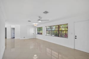 2924 NW 8th Ave, Wilton Manors, FL 33311 - MLS#F10515631