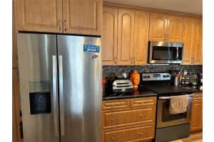 10130 NW 33rd Pl, Sunrise, FL 33351 Sold 10/17/25